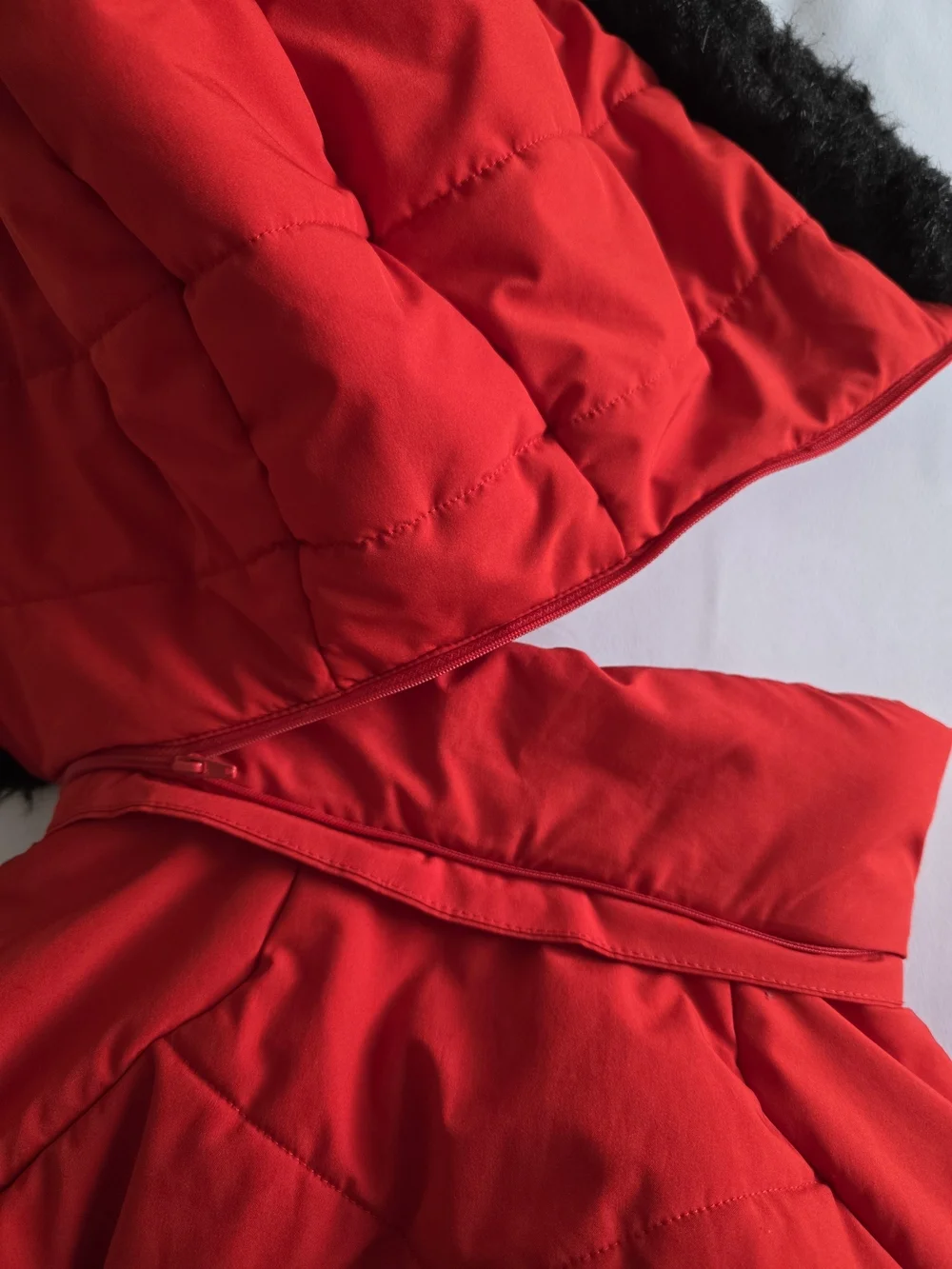 Michael Kors Red Puffer Jacket Belted Hooded M RRP $350 EUC